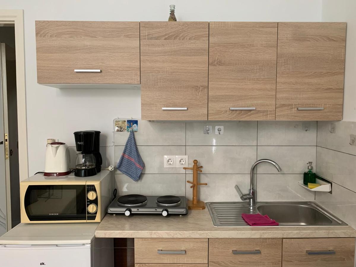 Holodek Apartments Ground & Semibasement 아테네 외부 사진